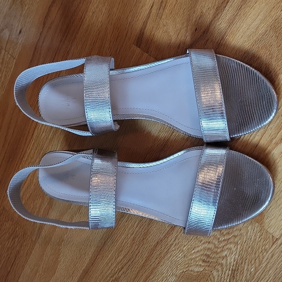 H&M Gold Sandals With Heels - Picture 2 of 4